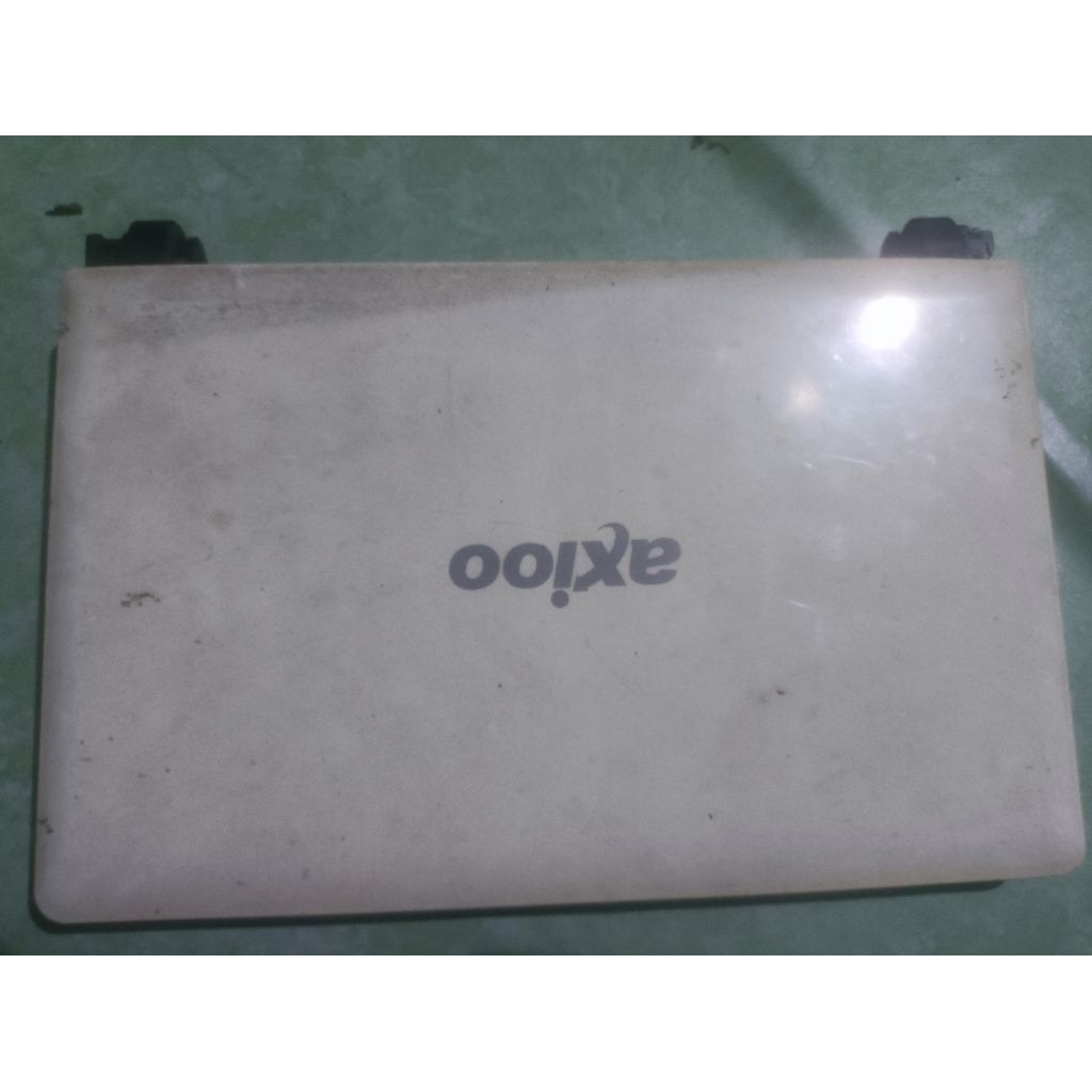 Notebook axioo 10" kondisi mati total (matot)