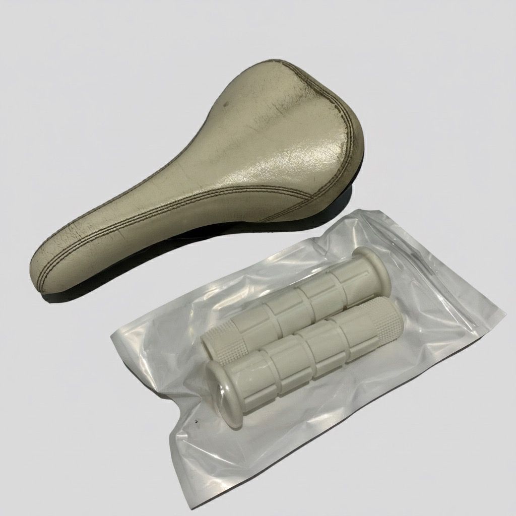 Sadel putih + Handgrip model Oury putih