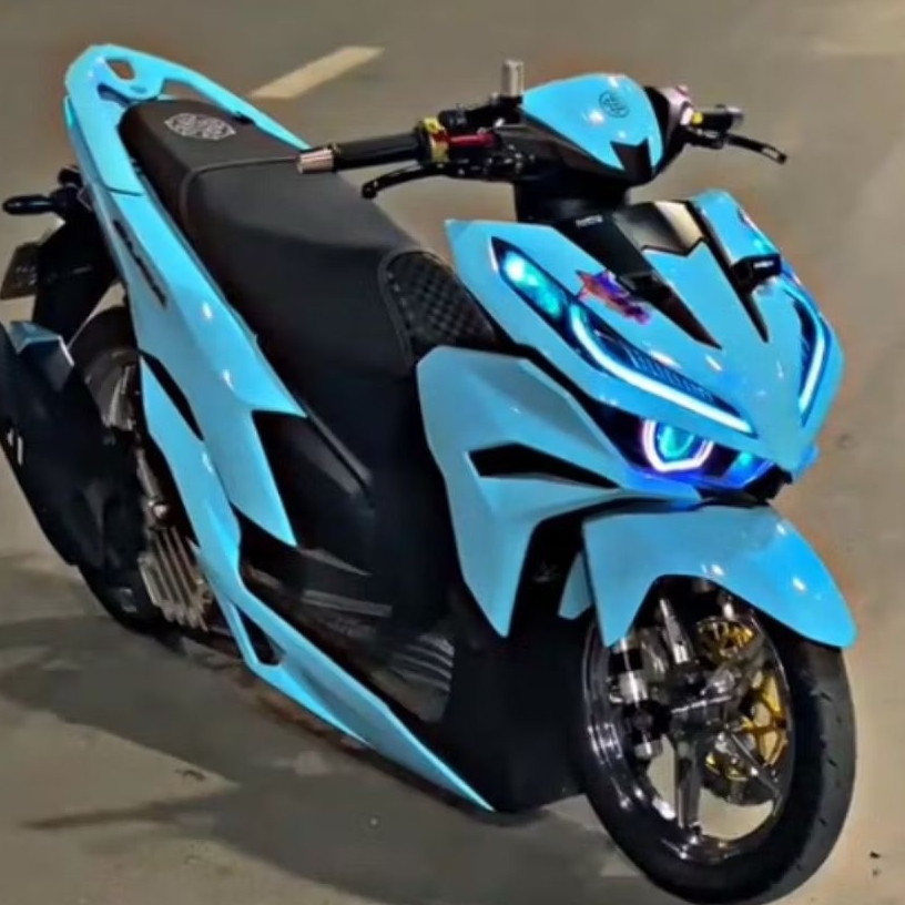 Cat PU warna BLUE ESSE.