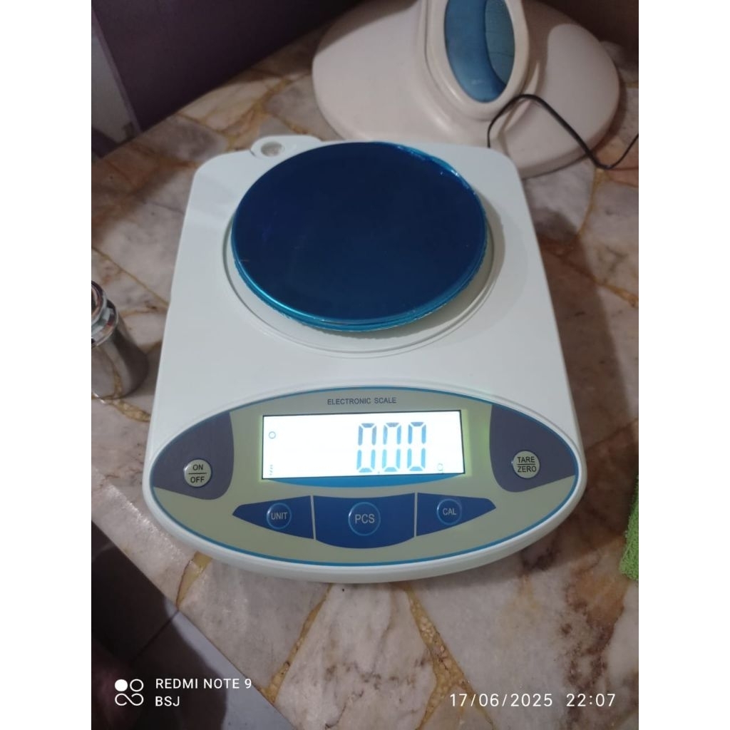 Timbangan digital emas akurasi 0.01gr