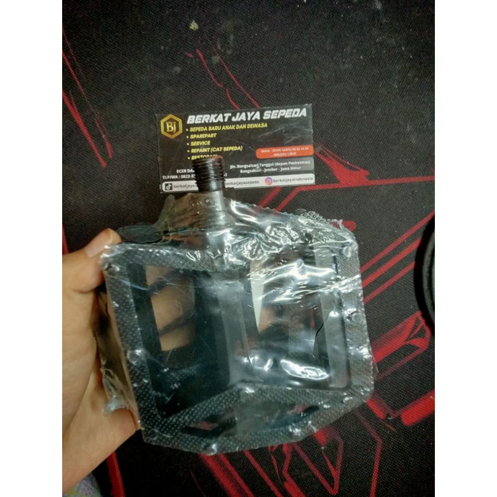 Pedal Sepeda Anak / Pedal Sepeda BMX / Pedal  HITAM / Pedal Sepeda BMX AS KECIL DAN PEDAL BESI BMX A