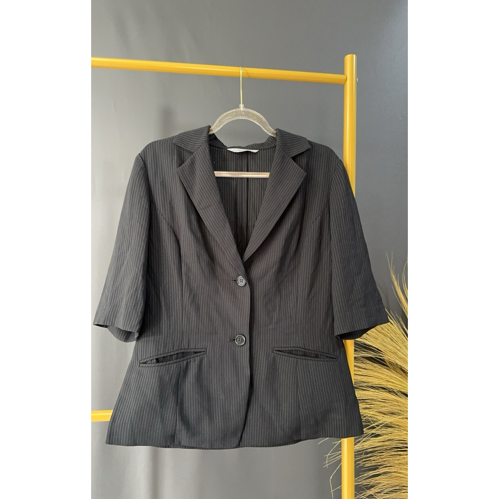 TOP THEORIA atasan hitam