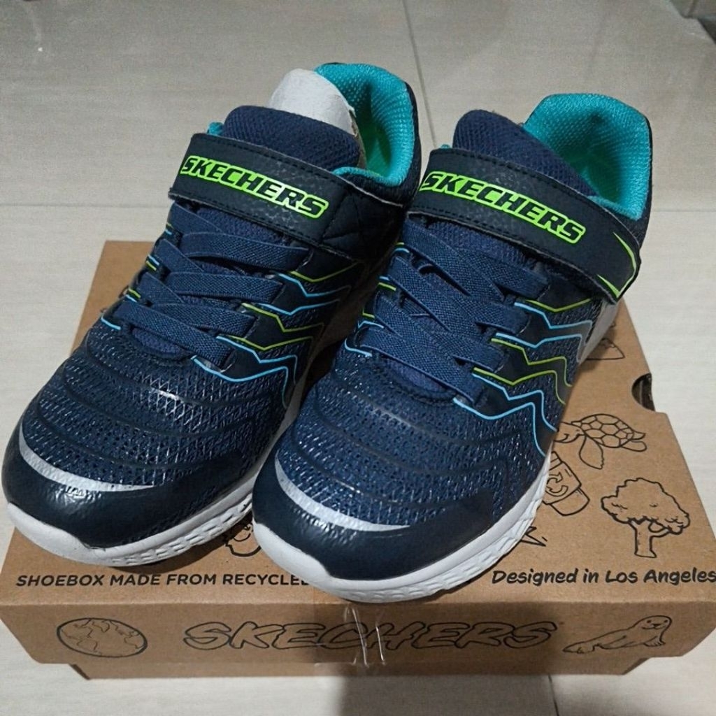 Preloved Sepatu Anak merk Skechers Kids Original size 36 Navy/Lime - Machine Washable