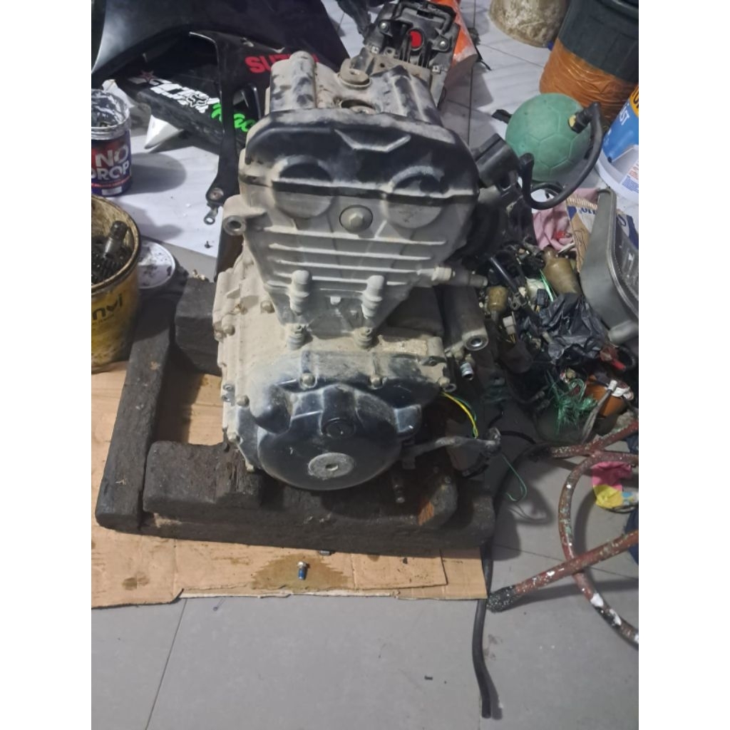 engine mesin gsx r 150 fi