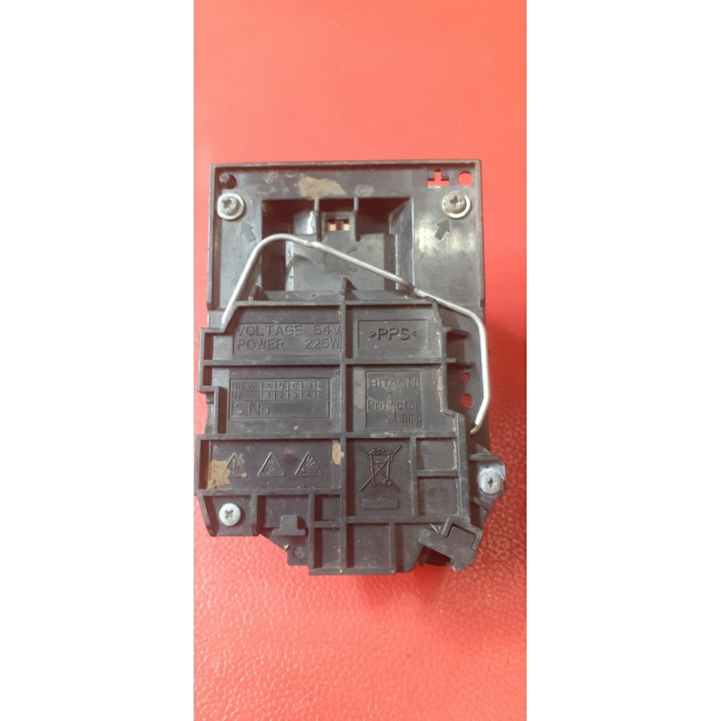 lampu proyektor hitachi