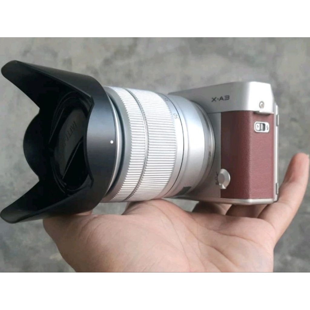 FUJIFILM XA-3
