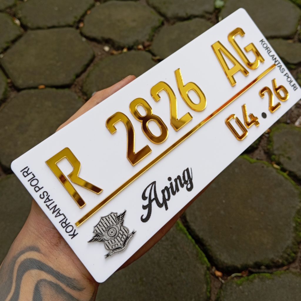 Plat Nomor Variasi Akrilik Timbul Gold Emas Untuk Motor