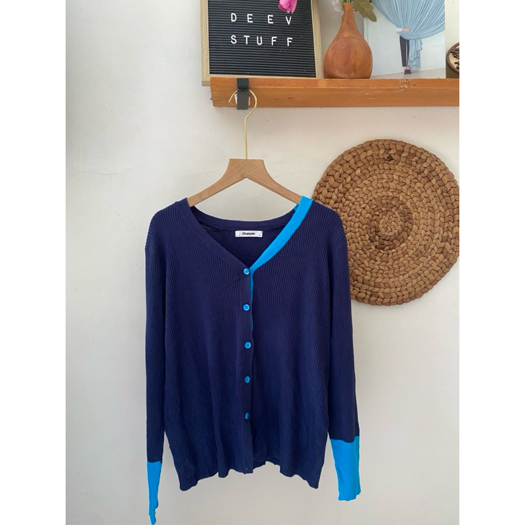 CARDIGAN LIDI CROP VNECK BY CHALAYAN