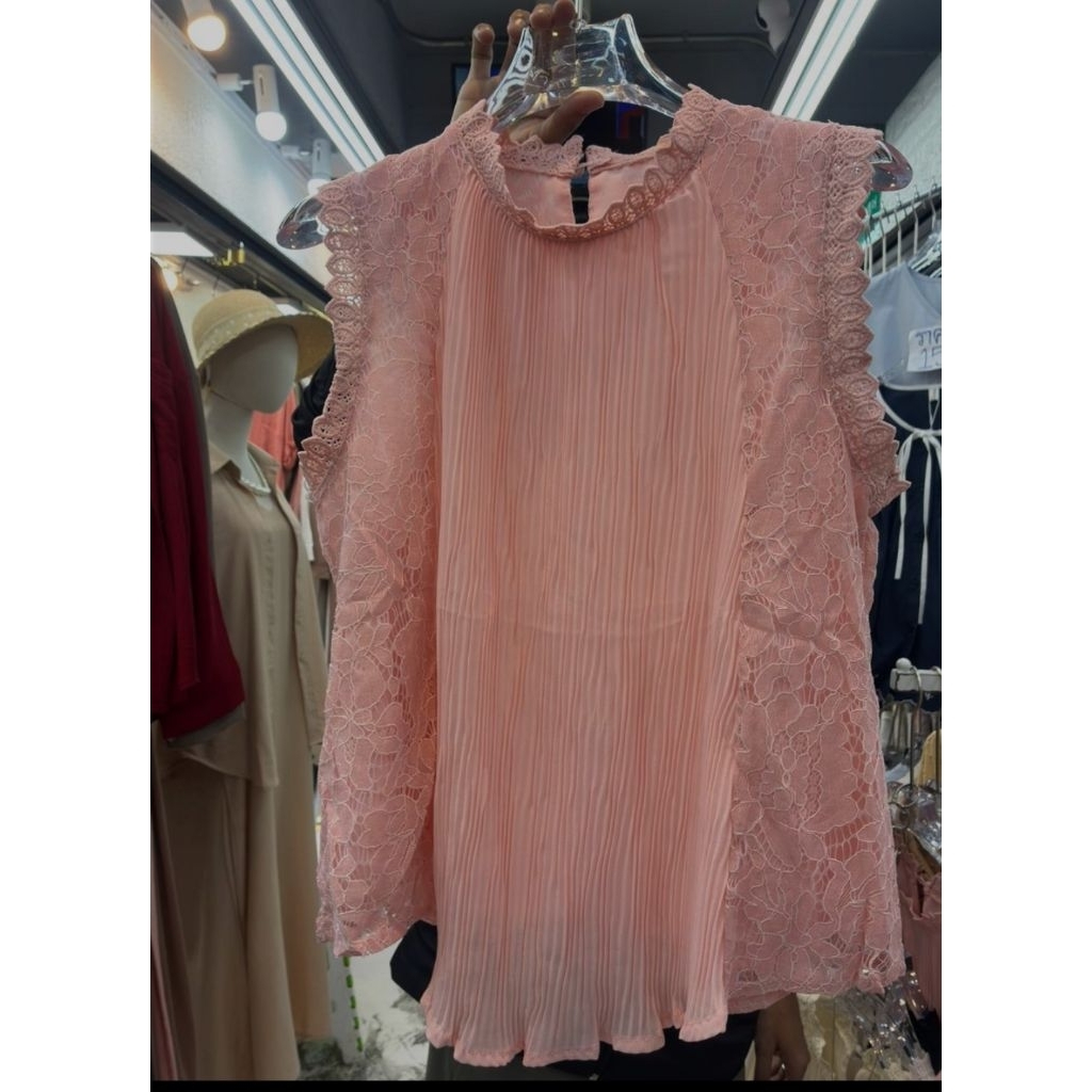 Atasan blouse sleevelesa plisket brukat wanita top club bangkok bkk