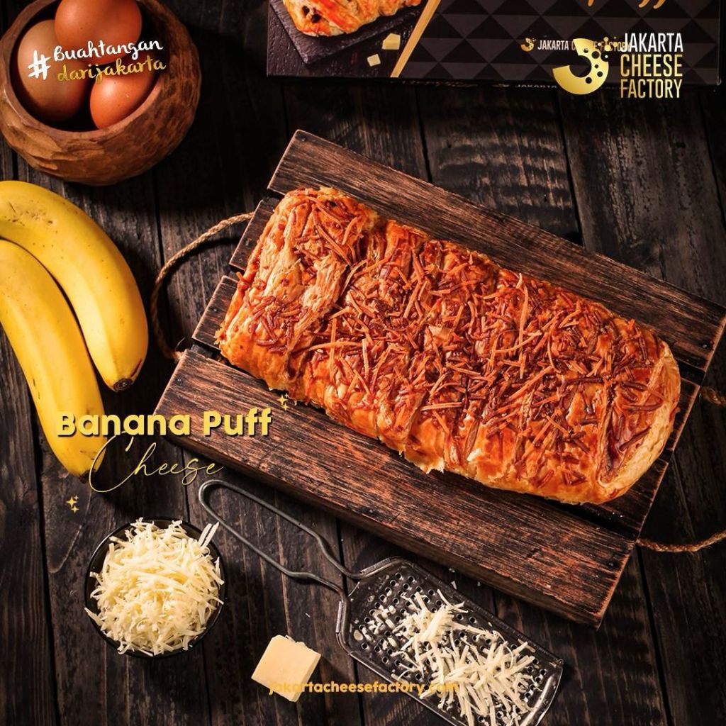 BANANA PUFF PASTRY by JAKARTA CHEESE FACTORY