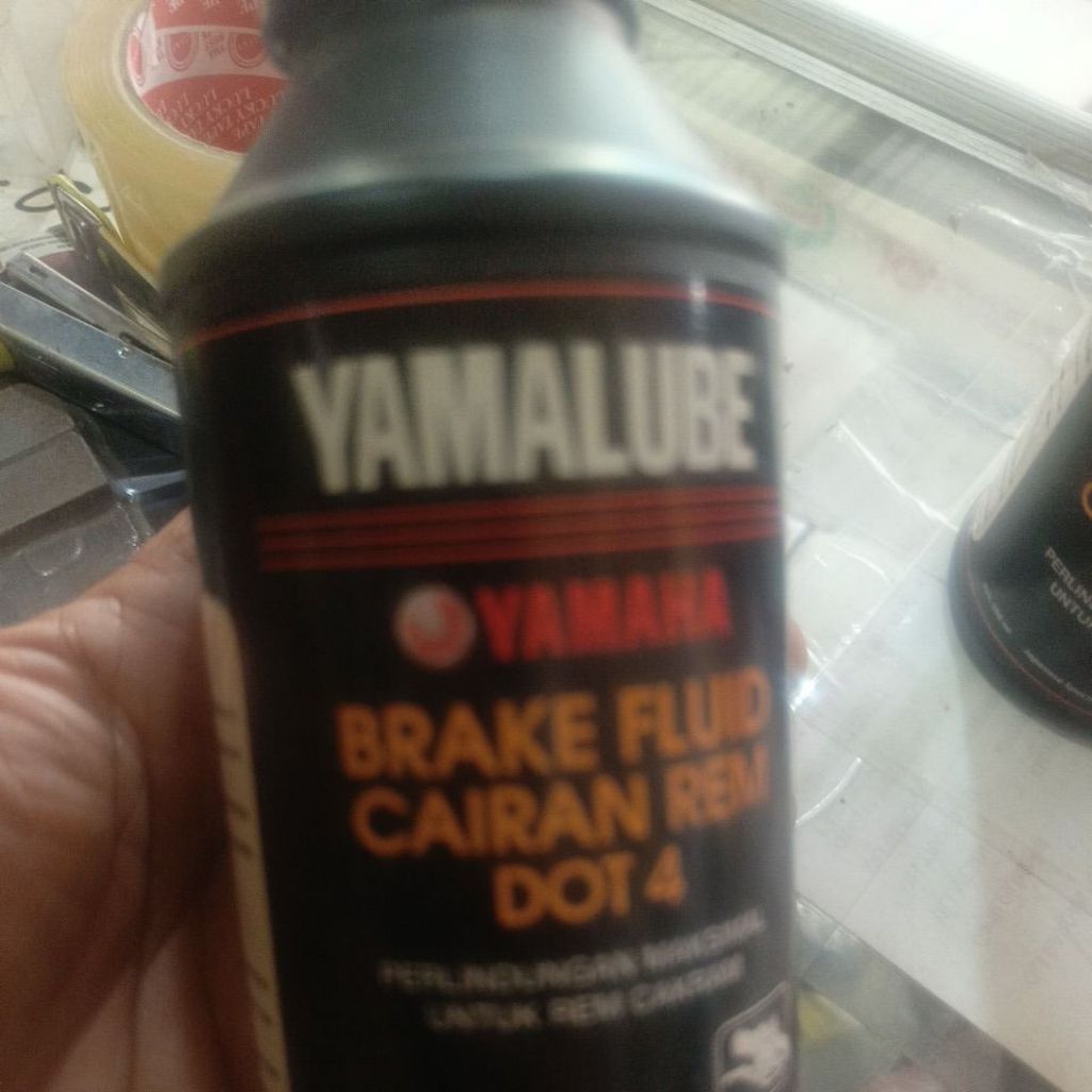 minyak rem DOT 4 300ml