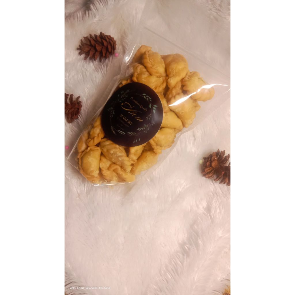 pastel kering abon