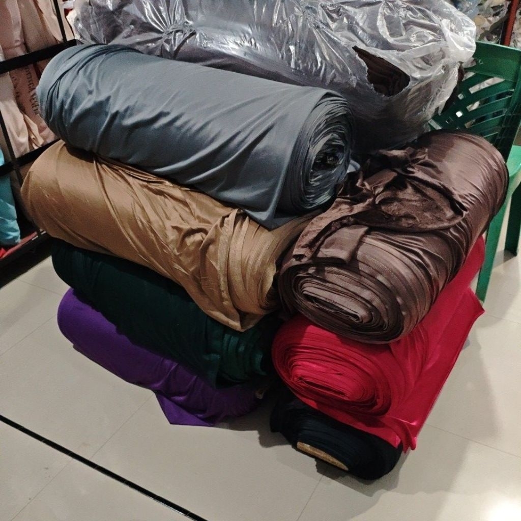 Kain Bludru Stretch Premium velvet halus / kain baju pesta mengkilat / kain streach baju pesta - 0.5