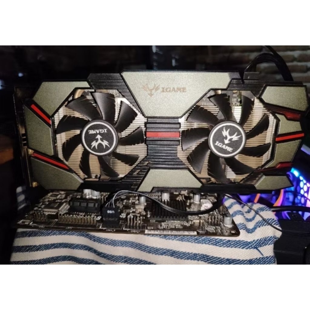 colorful igame GTX 960 4gb ddr5 + kabel vga