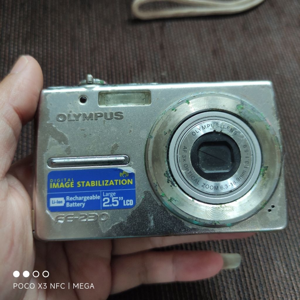 Camera digital Olympus fe-230