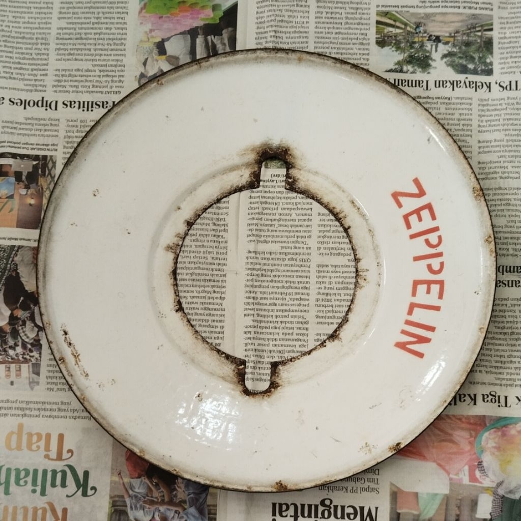 kap topi lampu petromax strongking jadul bekas copotan