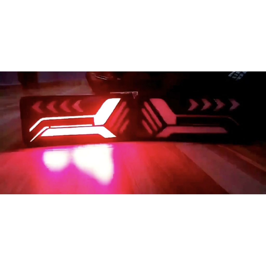 Stoplamp lampu belakang lampu rem mobil pickup LED 12 volt
