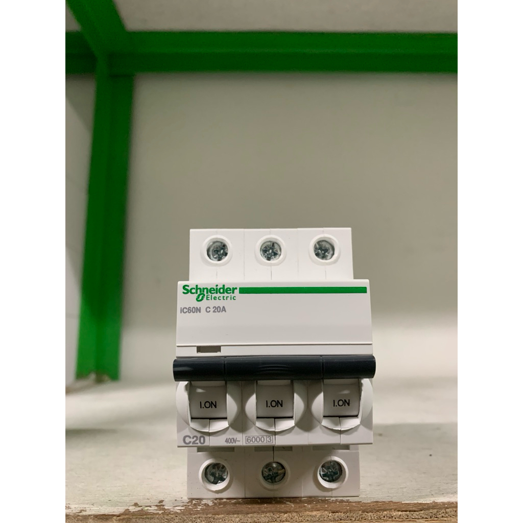 MCB SCHNEIDER IC60N 3P 20A ORIGINAL