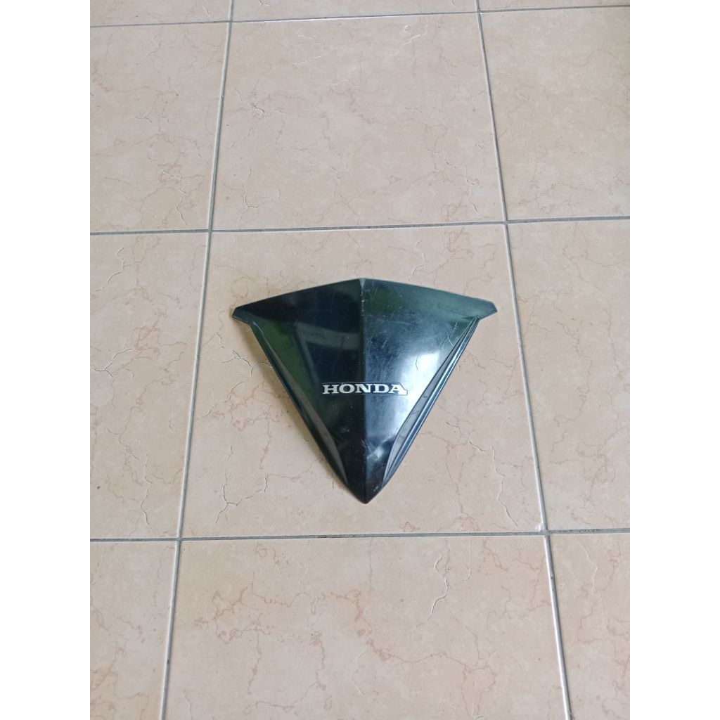 visor batok depan Vario 125 old bekas original