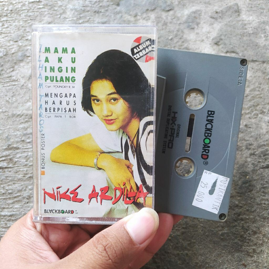 Kaset Pita Nike Ardilla - Mama Aku Ingin Pulang