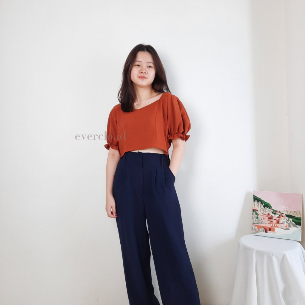 EVERCLO - Emily Crop Top - Atasan Crop Wanita Lengan Pendek Bahan Rayon Crinkle
