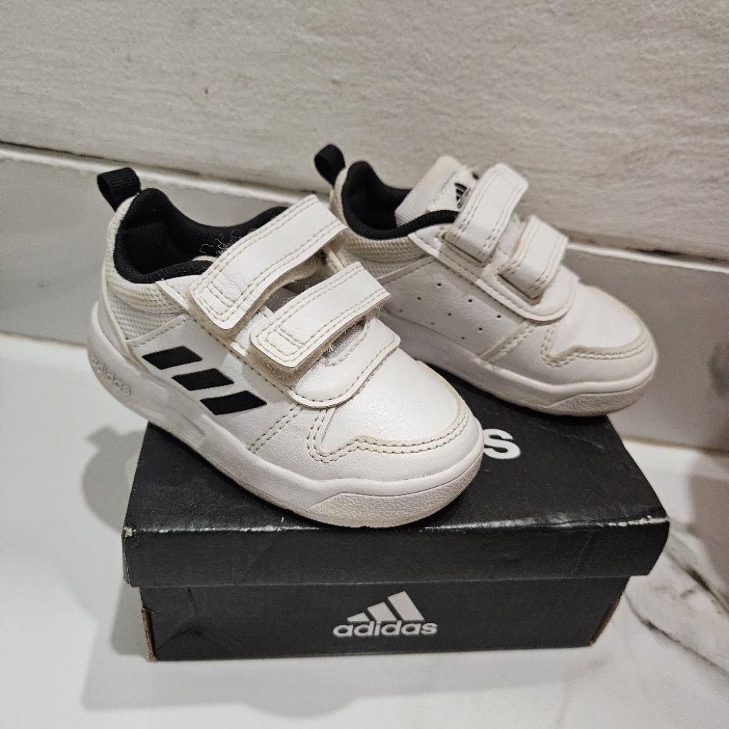 Sepatu Bayi Anak Adidas Tensaur PRELOVED bagus