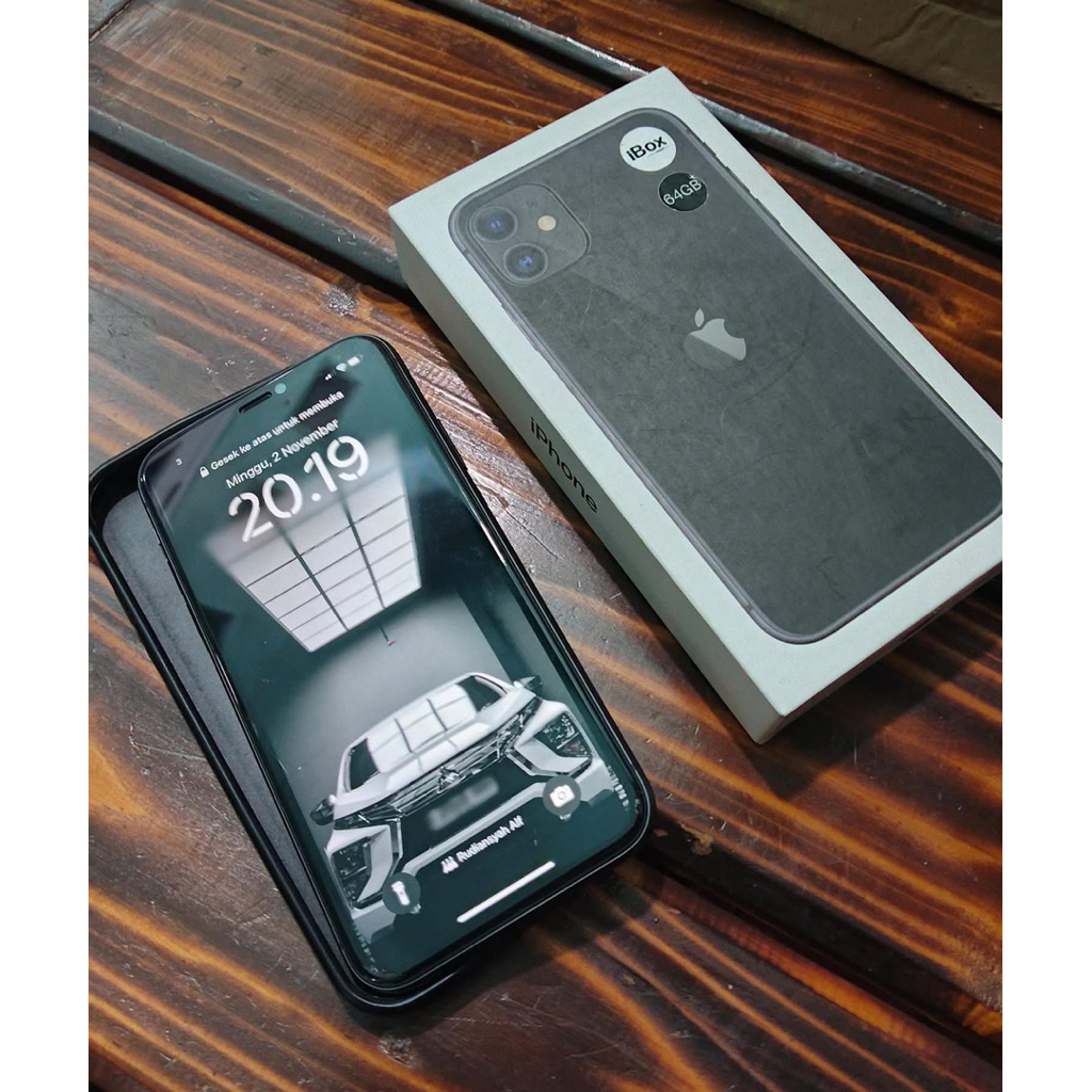 Iphone 11 Second 64Gb Resmi iBox Warna Hitam