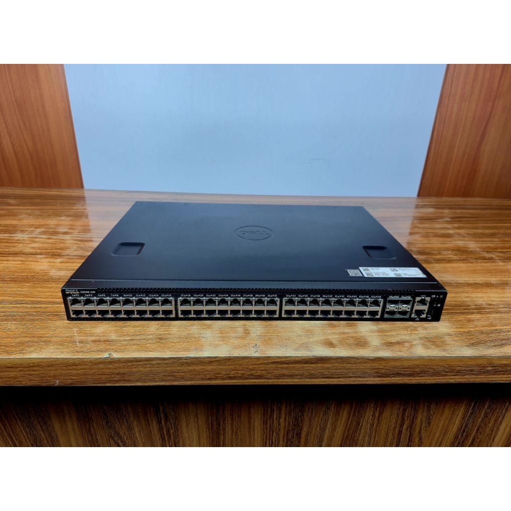 Switch Dell S3048-ON 48x Port LAN Gigabit 4x Port SFP+ 10G Layer 3 Switch Enterprise Second Tested B