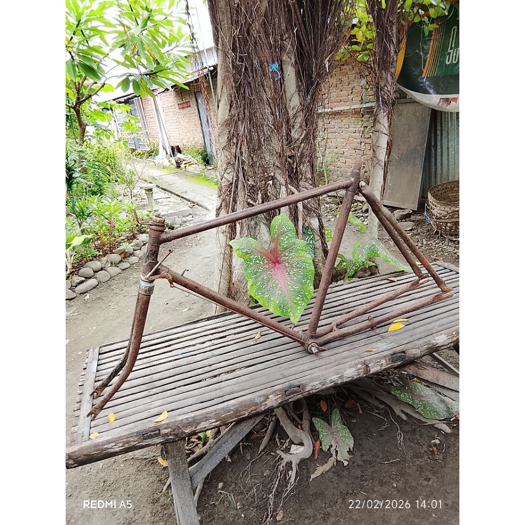 frame onthel hima polisi