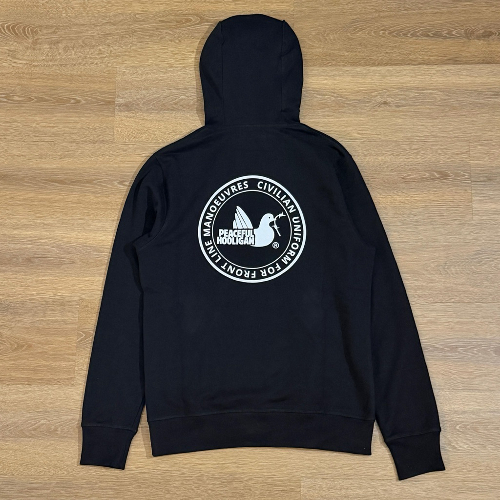 Hoodie Peaceful Hooligan CUP Black  Brand New With Tags Original 100%  Size : M ( 72 X 54 )