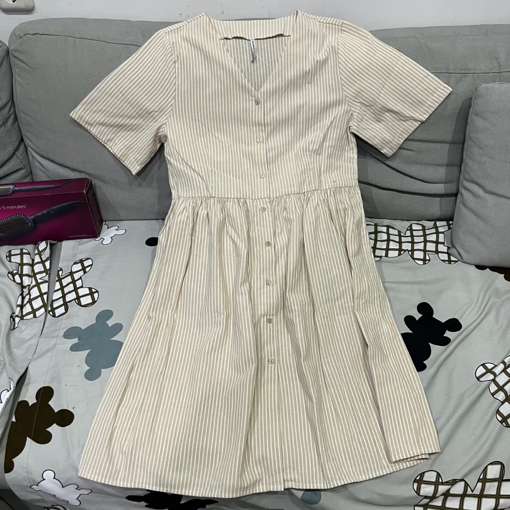 PRELOVED Colorbox Dress Wanita | Stripped Dress Cream