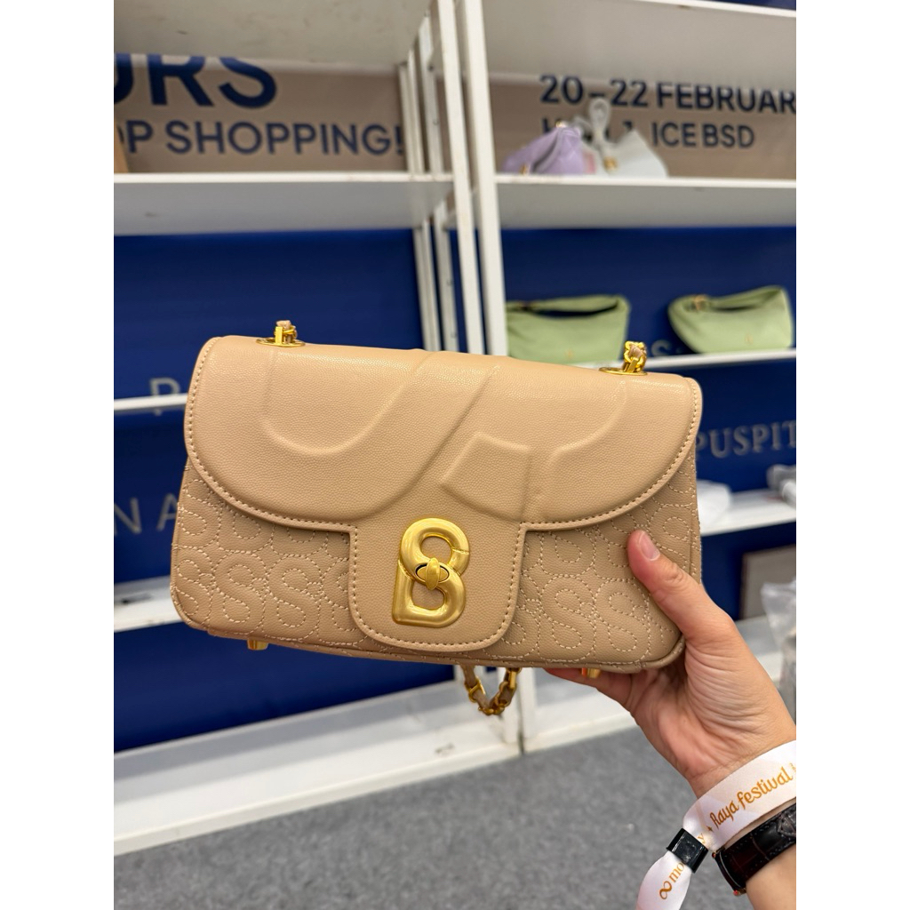 BUTTONSCARVES ALUNA FLAP BAG MEDIUM LEATHER