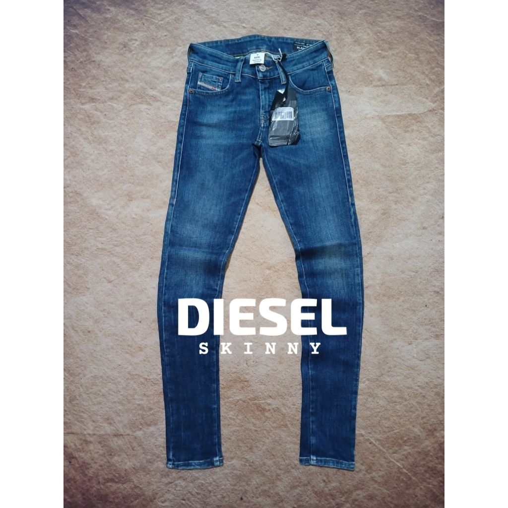 Celana jeans skinny DIESELL bahan ngaret bekas pakai