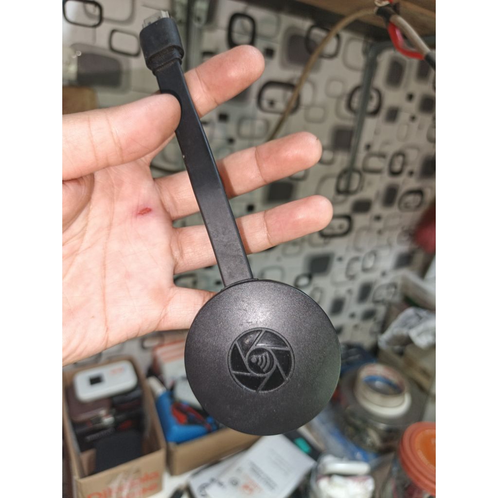 CHROMECAST HDMI FOR TV 4K STREAMING - SECOND/BEKAS