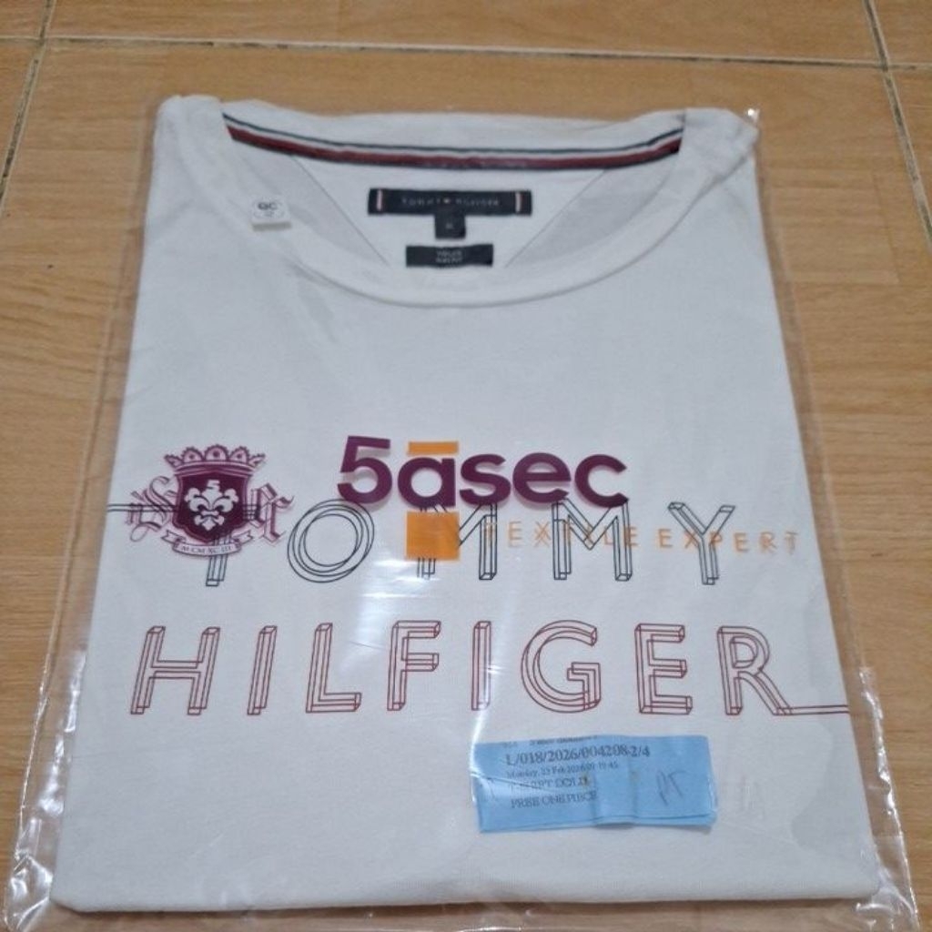 (PRELOVED) TOMMY HILFIGER SLIM FIT