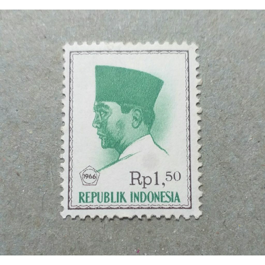 prangko sukarno Rp1,50