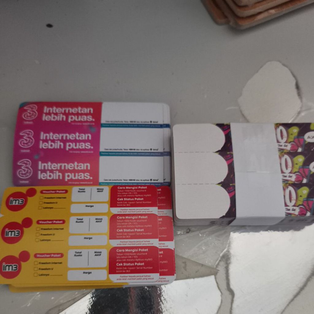 vocher Tri, Im3, AXIS