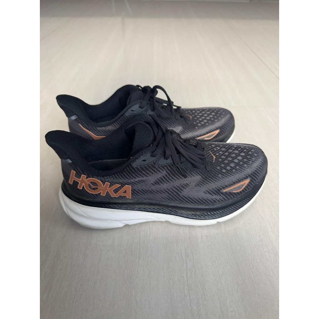 HOKA Clifton 9 Women Black Copper (second)