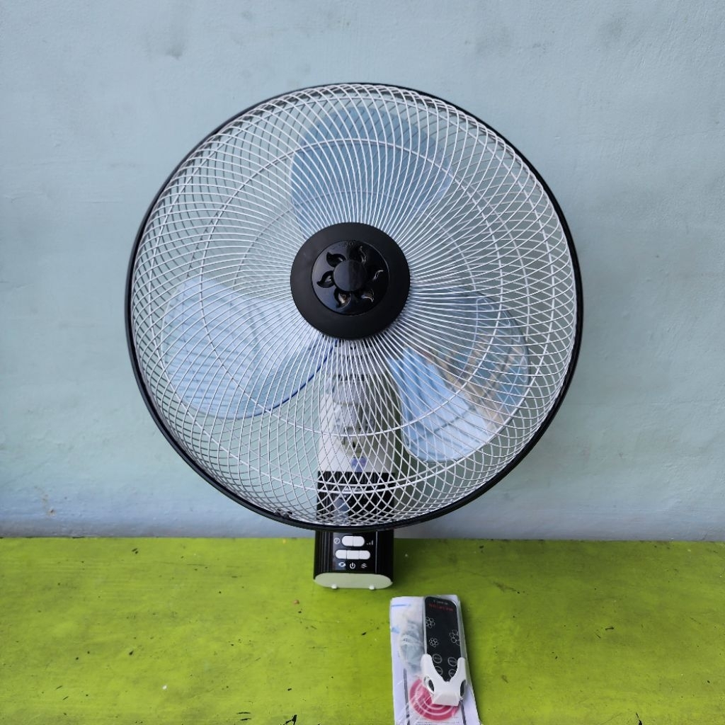 Kipas Angin Dinding 16 Inch Maspion MWF 1607 RC / Maspion Wall Fan MWF 1607 RC Remote