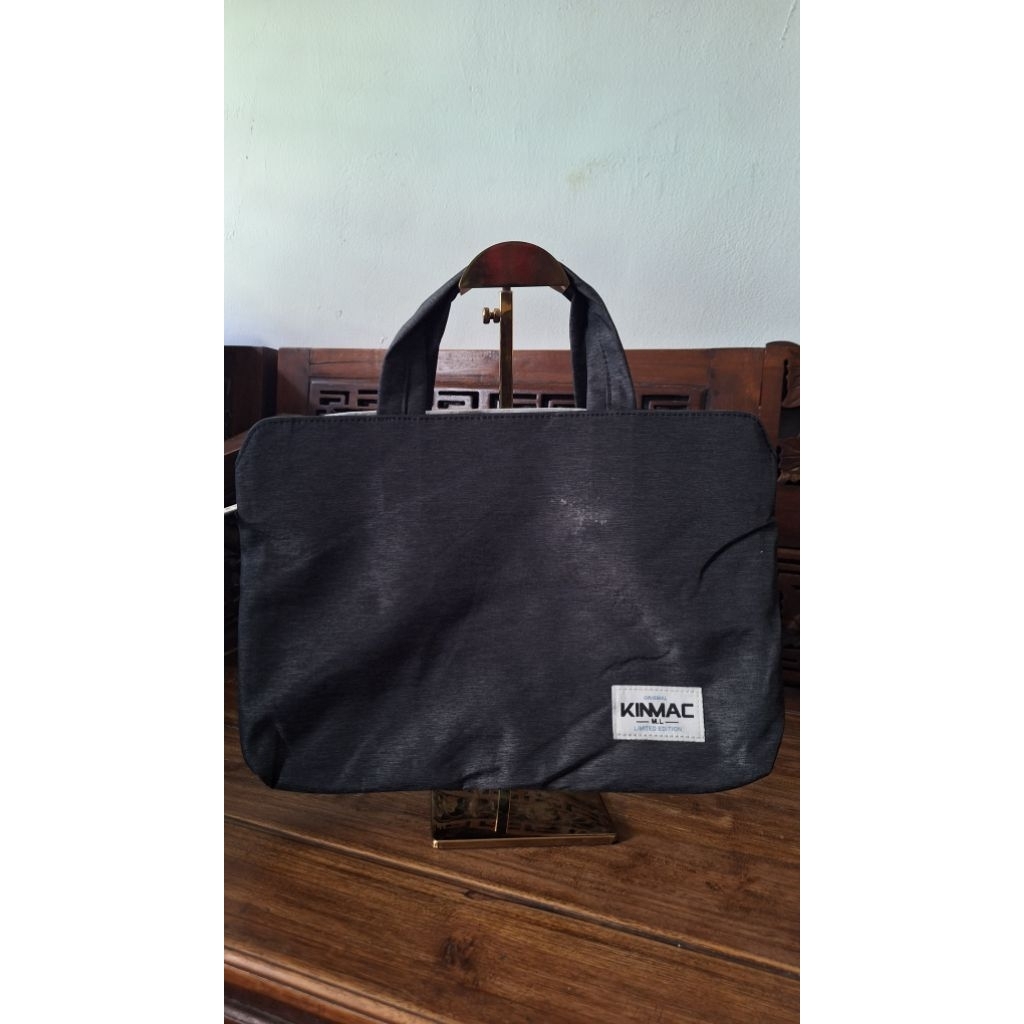 Preloved TAS LAPTOP KINMAC BAHAN HALUS LEMBUT TAHAN AIR