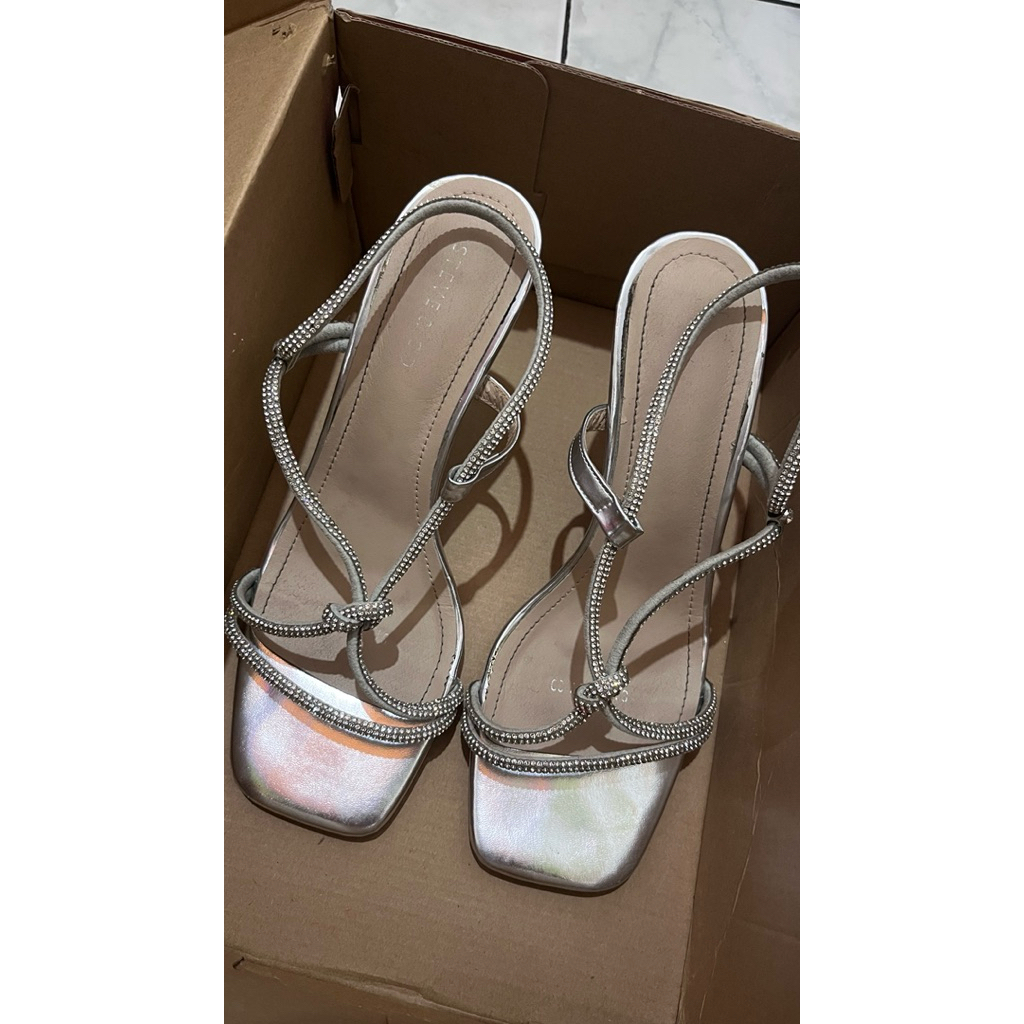 PRELOVED HEELS STEVE&CO