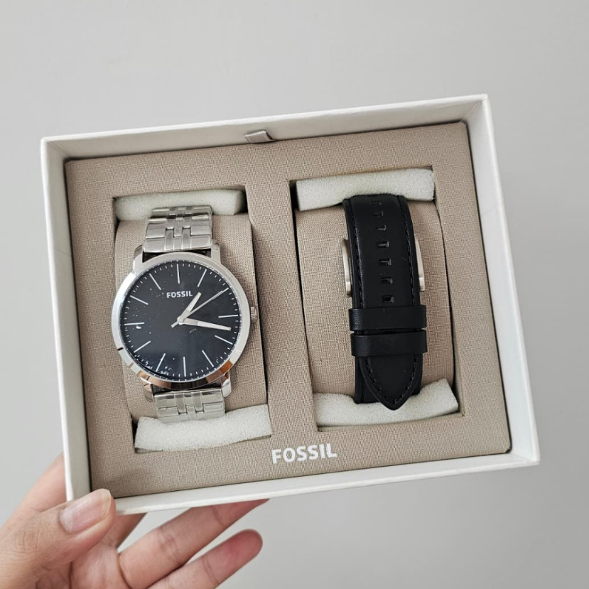 Fossil Luther Three-Hand Interchangeable Strap Gift Set Watch