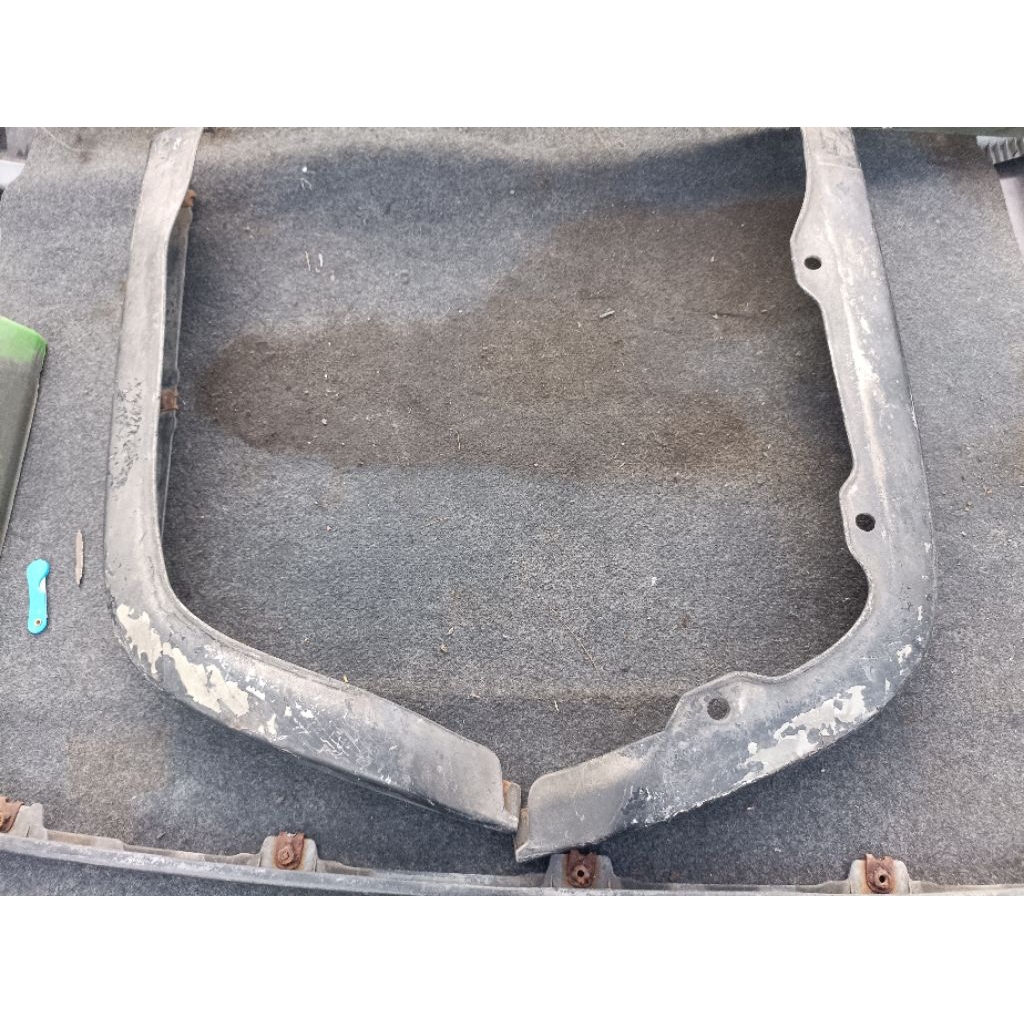 Lips Bemper Bawah Belakang Honda Accord Cielo Non Vtech manual 94