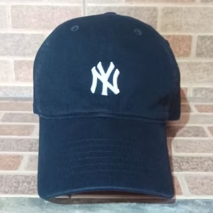 MLB NY Small Logo Rookie Unstructured Ball Cap (Topi MLB New York Yankees Hitam Pekat)