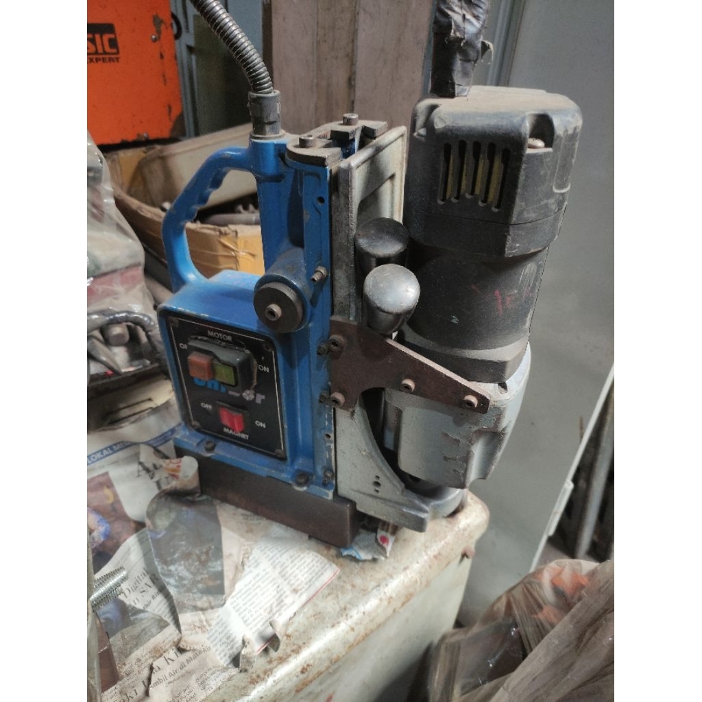 Mesin bor magnet jetbroach unibor E50 England second