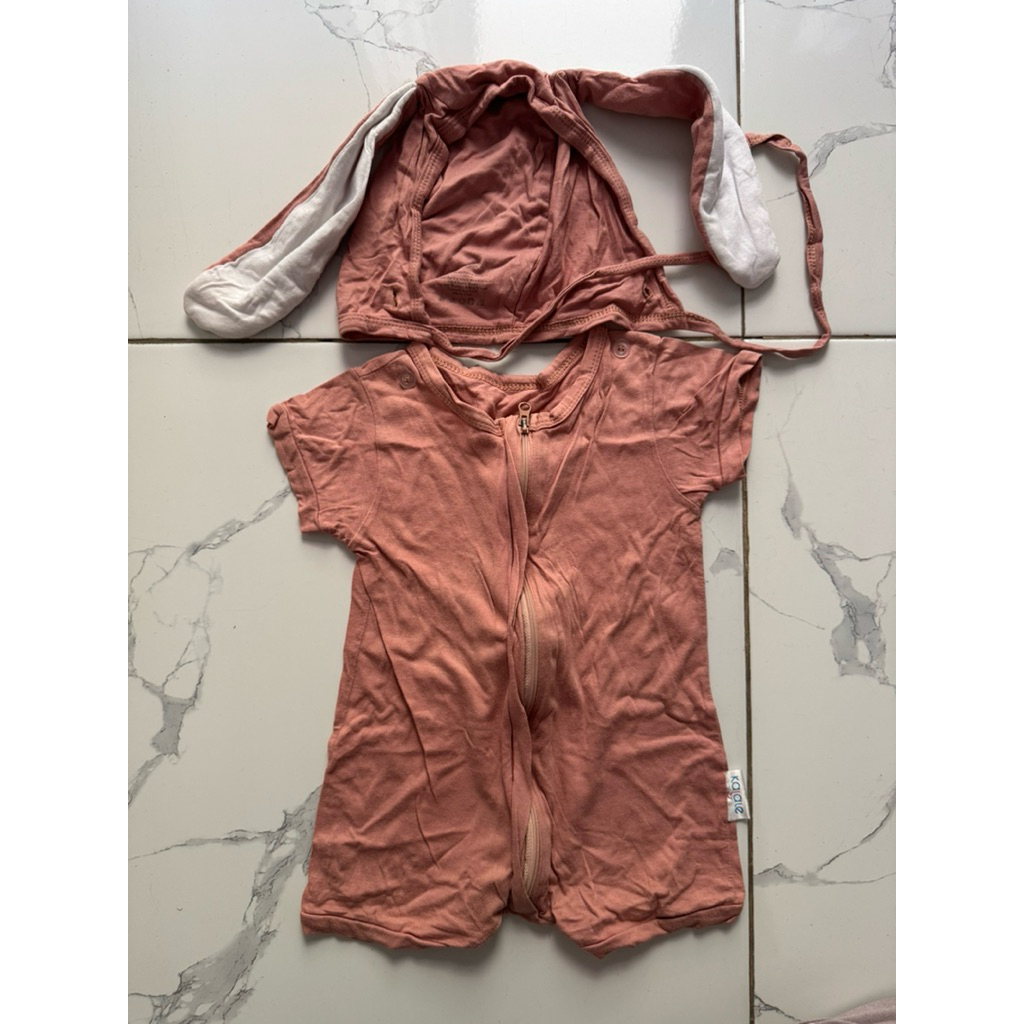 Preloved romper baju bayi karakter kelinci 1-2 tahun