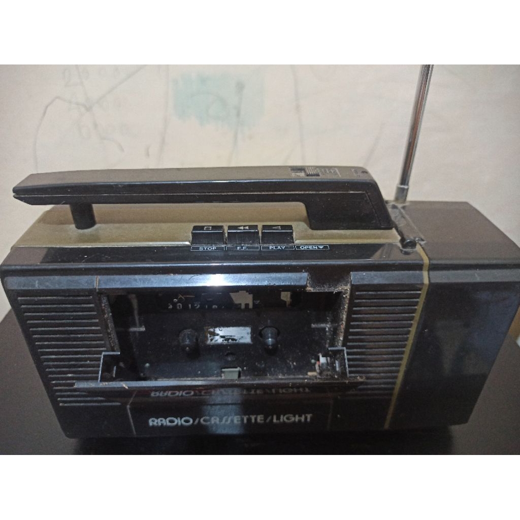 Radio Kaset Senter Tens