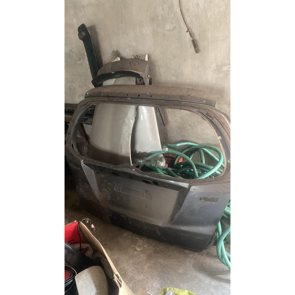 pintu bagasi jazz ge8