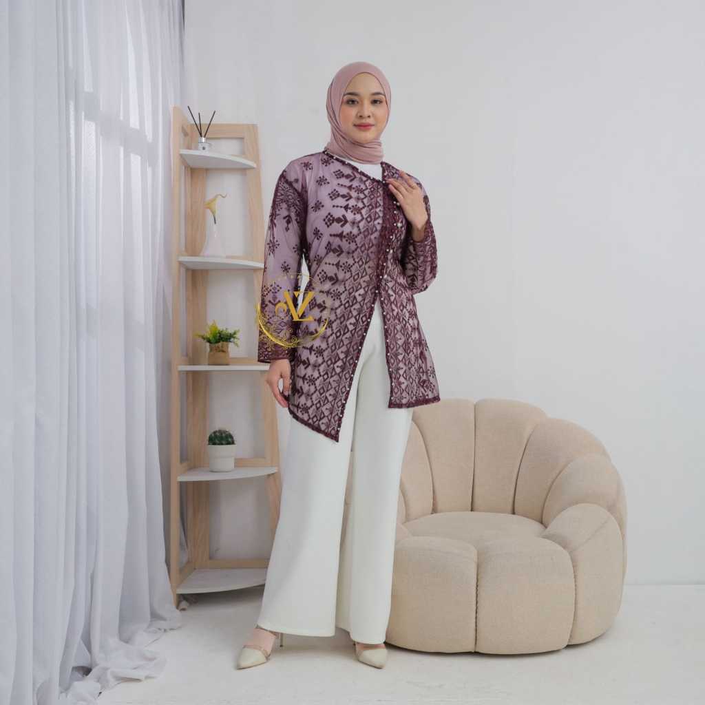 Outer brokat wanita keondangan / outer brokat janggan wisuda / outer brokat kebaya janggan