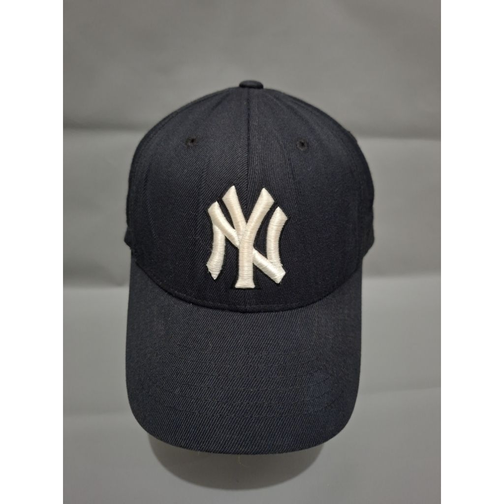 Simple caps original MLB